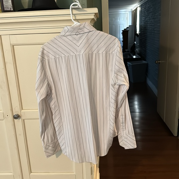 7 diamonds buckle brand medium white and striped shirt. - Picture 3 of 3